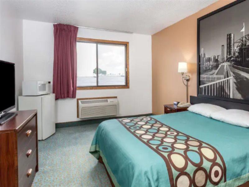 Super 8 By Wyndham Bourbonnais/Kankakee Area Екстер'єр фото
