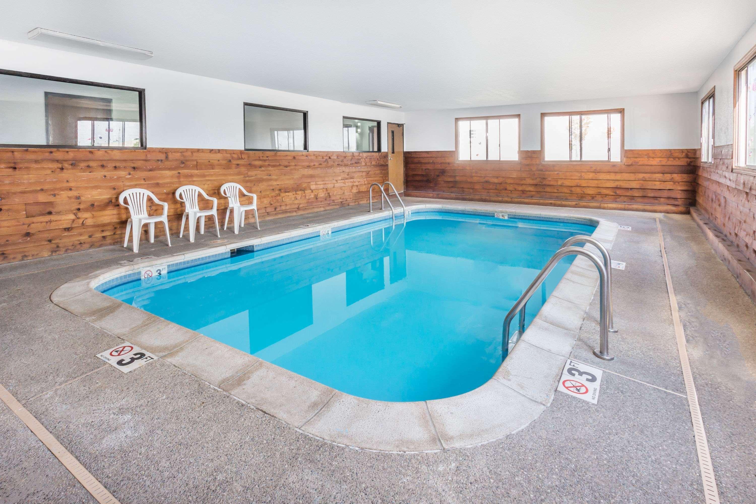 Super 8 By Wyndham Bourbonnais/Kankakee Area Екстер'єр фото